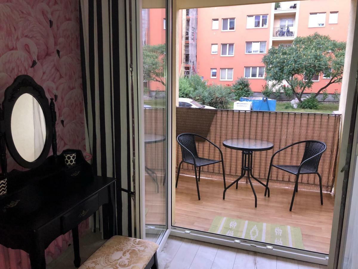 Hugo Apartment Гданьск Экстерьер фото